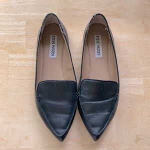 Steve Madden black leather flats 7.5